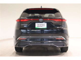 明るく視認性の良いLED式テール&ハイマウントストップランプ採用で、後続車に対して自車の存在をアピールすることて安全性を高めます!