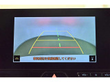 【バックカメラ】バック駐車が苦手な方の強い味方です。後方の状況が一目で分かりますので安心ですね。