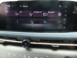 TVやBluetoothオーディオなどお楽しみ頂けます。車内がまるでコンサートホールのようにお楽しみ頂けます。さらに、CarPlayなどの機能もございますので、便利です。