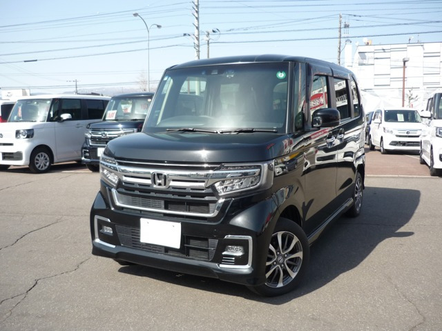 N-BOXカスタム L 4WD 