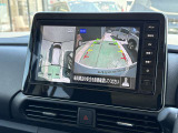 空から車を見たような「アラウンドビューモニター」!車の周りが一目で確認できるので、小さなお子様や障害物があっても安心して乗ることができます。