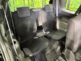 3列目シートはもちろん状態良好☆大人でもゆったりと座って頂けますので、大人数でのお出かけもラクラクです♪ご家族で、気の知れた仲間で、ドライブに行くのが楽しみですね♪