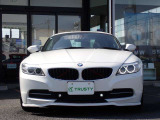 BMW在庫保有台数常時100台以上!ご来店の際はBMW本店(厚木市下荻野140-1)にご来店ください!弊社自慢の全天候型ショールーム!BMW在庫保有台数常時100台以上ございます!