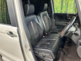 運転席シート廻りは使用感も少なく、良好な状態となっています。丁寧に使われていたことがよくわかりますね。