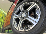 【純正15インチアルミホイール】外観にマッチした純正アルミホイールを装着しております。各種社外アルミホイールや、スタッドレスタイヤも取扱いしております。是非ご相談ください♪