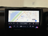 純正ナビを装備。タッチパネル式で使いやすく、お出かけもラクラクです。