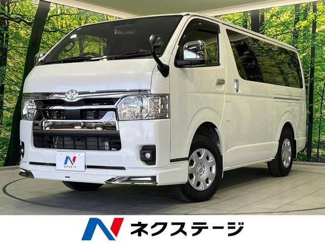 トヨタ ハイエースバン 