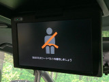 【フリップダウンモニター】大画面モニターで後席でもエンタメをお楽しみいただけます。小さなお子様にも大人気の装備です♪