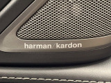 ●harman/kardonサウンドシステム:オーディオ専門メーカーが手掛けるプレミアムスピーカーを装備。多数のスピーカーから、音の粒立ちまで分かる高品質な音楽をお楽しみいただけます。
