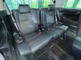 3列目シートはもちろん状態良好☆大人でもゆったりと座って頂けますので、大人数でのお出かけもラクラクです♪ご家族で、気の知れた仲間で、ドライブに行くのが楽しみですね♪