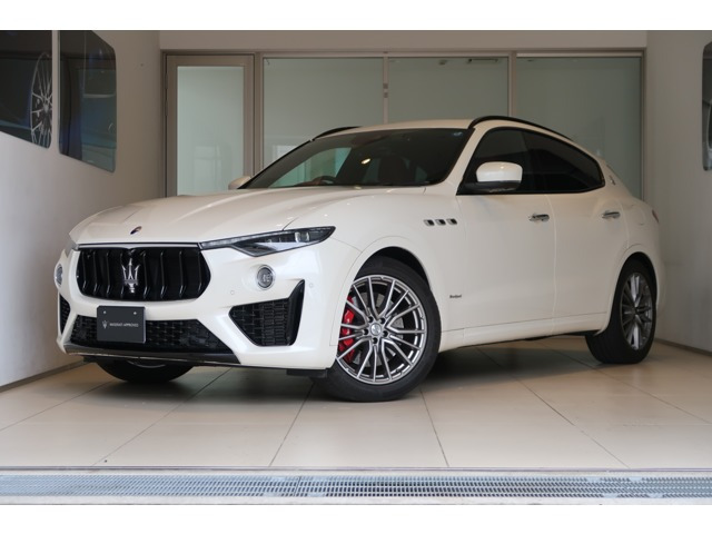 マセラティ レヴァンテ 