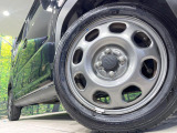 【純正15インチホイール】外観にマッチした純正ホイールを装着しております。各種社外アルミホイールや、スタッドレスタイヤも取扱いしております。是非ご相談ください♪