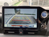 【バックモニター】バックカメラが装着されています。車庫入れが苦手な方もこれがあれば安心ですね