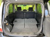 普段のお買い物や通勤、送迎等に十分な荷室スペースを確保しております。セカンドシートを倒すと、大きな荷物の積載も可能です♪