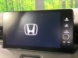 【9インチ ホンダコネクトディスプレイ】視認性の高い大画面ディスプレイでナビの使用や、お持ちのスマートフォンと連携したbluetoothでの音楽再生が可能です♪
