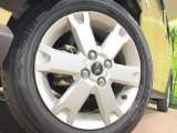 【純正アルミホイール】外観にマッチした純正アルミホイールを装着しております。各種社外アルミホイールや、スタッドレスタイヤも取扱いしております。是非ご相談ください♪