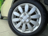 【純正14インチアルミホイール】外観にマッチした純正アルミホイールを装着しております。各種社外アルミホイールや、スタッドレスタイヤも取扱いしております。是非ご相談ください♪