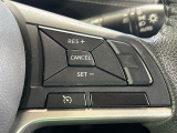 【クルーズコントロール】高速道路もラクラク走行。アクセルを離しても一定速度で走行ができ、長距離運転時の負担を軽減!加速・減速も簡単なスイッチ操作で調整できます。