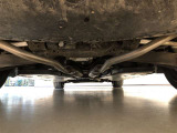 下廻りの状態です(車両後方から)