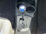【シフトレバー】シフトの操作がしやすく快適なドライブを楽しんでいただけます!