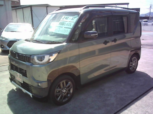 三菱 デリカミニ 
