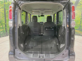 普段のお買い物や通勤、送迎等に十分な荷室スペースを確保しております。セカンドシートを倒すと、大きな荷物の積載も可能です♪