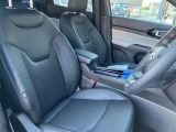 パワーシート、シートヒーター標準装備です。