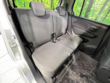 後部座席も気になるようなキズ・汚れやへたり等、大きなダメージはなく、良好な状態です。