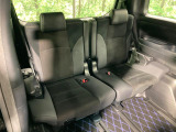 3列目シートはもちろん状態良好☆大人でもゆったりと座って頂けますので、大人数でのお出かけもラクラクです♪ご家族で、気の知れた仲間で、ドライブに行くのが楽しみですね♪