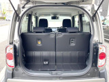 普段のお買い物や通勤、送迎等に十分な荷室スペースを確保しております。セカンドシートを倒すと、大きな荷物の積載も可能です♪