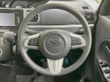 ステアリングも使用感が少なく、きれいな状態となっております♪