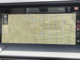 【純正ナビ】専用設計で車内の雰囲気にマッチ!ナビ利用時のマップ表示は見やすく、いつものドライブがグッと楽しくなります!
