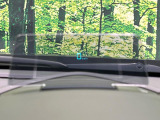 【ヘッドアップディスプレイ】現在の速度や走行情報をデジタル表示で運転席前方のガラスに投影!運転中、目線をずらさず必要な情報を確認できるのでとっても便利で安心!
