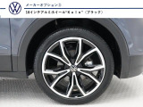 18インチアルミホイール(5ダブルスポーク)&rdquo;Koln〈ブラック〉を装備しております。(オプション)