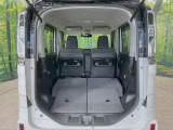 普段のお買い物や通勤、送迎等に十分な荷室スペースを確保しております。セカンドシートを倒すと、大きな荷物の積載も可能です♪