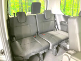 3列目シートはもちろん状態良好☆大人でもゆったりと座って頂けますので、大人数でのお出かけもラクラクです♪ご家族で、気の知れた仲間で、ドライブに行くのが楽しみですね♪