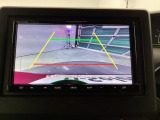 バックモニター付きで、車庫入れやバック時の後方確認をしっかりサポート。モニターに映し出される映像で死角も確認しやすく、狭い場所での駐車や後退時の操作をより安心して行えます。