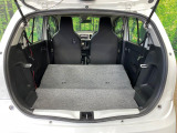 普段のお買い物や通勤、送迎等に十分な荷室スペースを確保しております。セカンドシートを倒すと、大きな荷物の積載も可能です♪