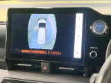 【マルチビューカメラシステム】専用のカメラにより、上から見下ろしたような視点で360度クルマの周囲を確認することができます☆縦列駐車や幅寄せ時に活躍してくれます♪