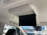 【後席専用モニター】大画面モニターでドライブも楽しめます