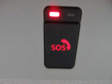 SOSコール 急病時や危険を感じた時SOSコールスイッチを押すと、専門のオペレーターに繋がって、警察や救急車への連携サポートしてくれます。(別途登録費用がかかります)