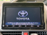 【メーカー純正ナビ】インテリアに溶け込むスタイリッシュな「専用設計」メーカーナビを装備♪視認性や操作性など基本性能にも優れ、より上質なカーライフをお楽しみいただけます。