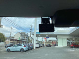 フロントドライブレコーダー付き。もしもの時の為の必須アイテムですよね。