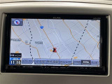 ナビゲーションを装備。タッチパネル式で使いやすく、お出かけもラクラクです。