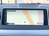 ●BMW純正ナビ:一体感のあるナビは、高級感ある車内を演出してくれます。Bluetooth再生などオーディオ機能も充実しておりますので、運転もより楽しめます♪