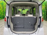 普段のお買い物や通勤、送迎等に十分な荷室スペースを確保しております。セカンドシートを倒すと、大きな荷物の積載も可能です♪