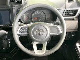 ステアリングも使用感が少なく、きれいな状態となっております♪