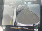 【サイド&バックカメラ】停車・駐車時に死角になりがちな運転席から見えづらいサイドとリアの障害物を確認できます!雨天時や夜間などは特に活躍してくれるアイテムです。