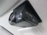 車内用のドラレコも装備です