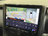 【パノラミックビューモニター】専用のカメラにより、上から見下ろしたような視点で360度クルマの周囲を確認することができます☆死角部分も確認しやすく、狭い場所での切り返しや駐車もスムーズに行えます。